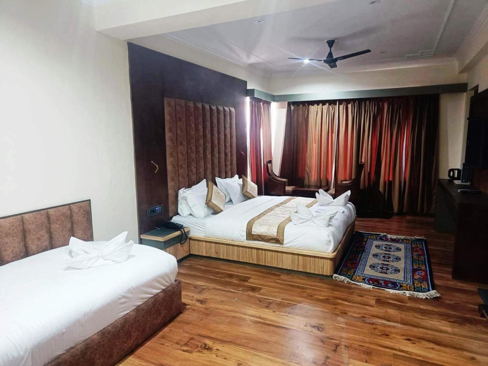 Hotel Ladakh Heaven レー エクステリア 写真