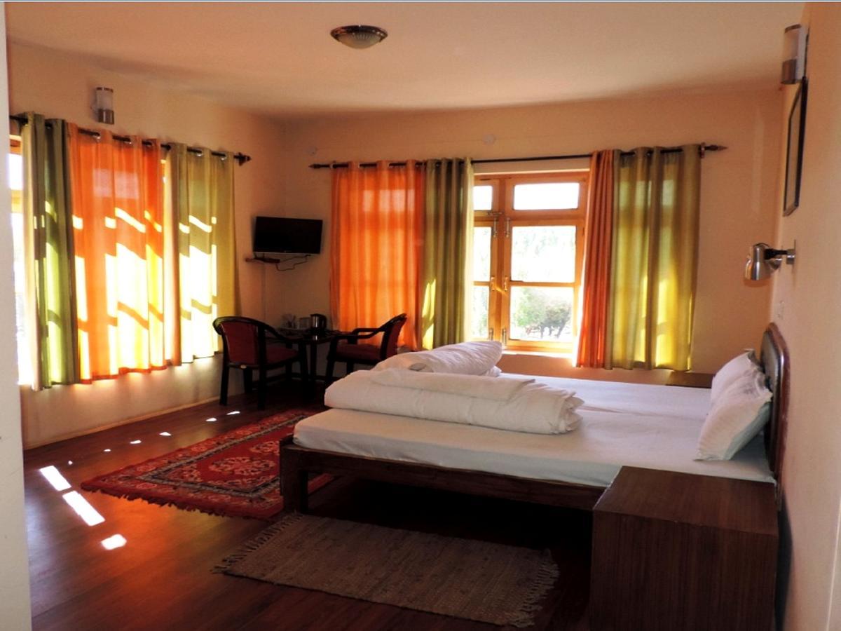 Hotel Ladakh Heaven レー エクステリア 写真