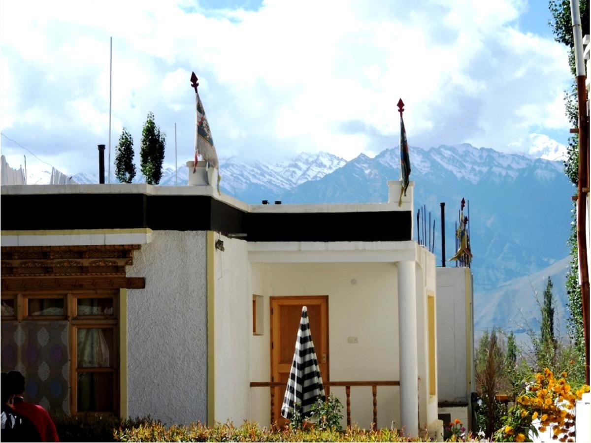 Hotel Ladakh Heaven レー エクステリア 写真