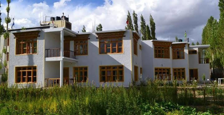 Hotel Ladakh Heaven レー エクステリア 写真