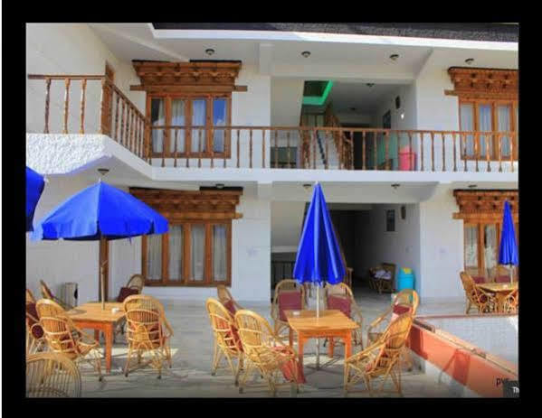 Hotel Ladakh Heaven レー エクステリア 写真