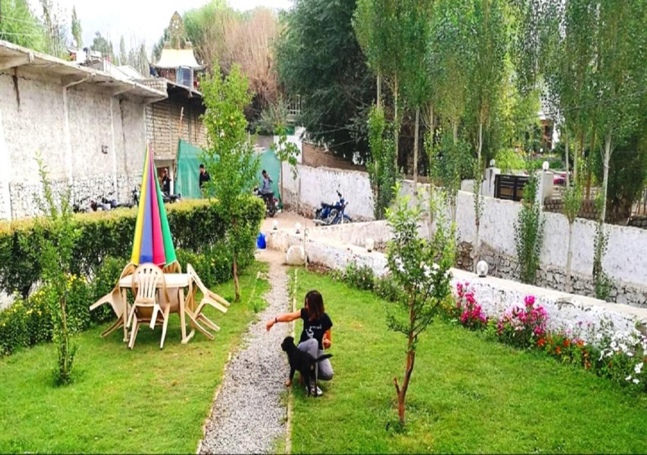 Hotel Ladakh Heaven レー エクステリア 写真